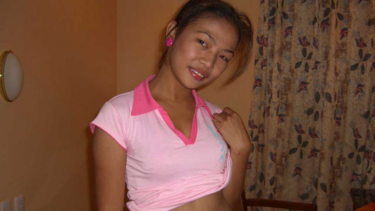 Filipina Virgin Gets Deflowered On Camera By Perverted